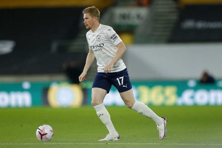 76人队记：庄神右膝扭伤，本场比赛不会回归